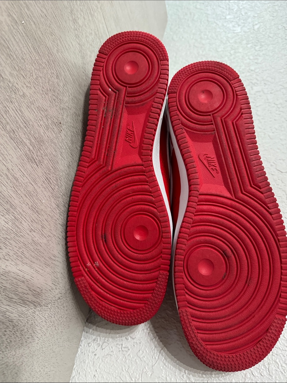 Red Nike AF1 MENS - Picture 4 of 6